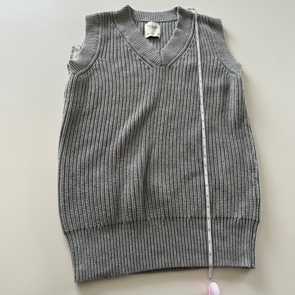 Abercrombie & Fitch- Gray-Sleevless-Knit-V neck-Sweater Dress-Tunic-Size M - Picture 8 of 10
